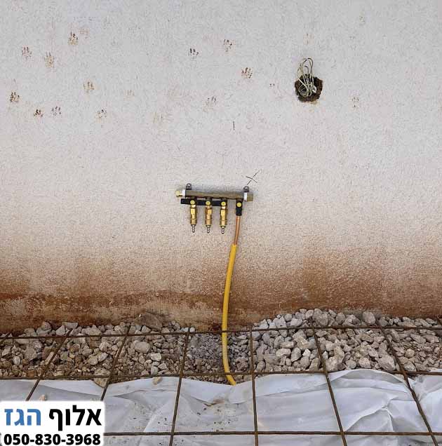 התקנת מרכזייה לפיצול גז בבית פרטי לפני יציקת בטון